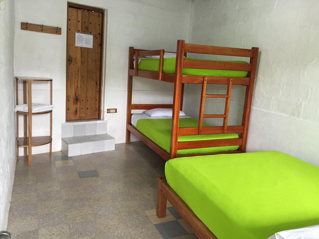Hostal El Paisano Puerto Misahuallí Quarto foto